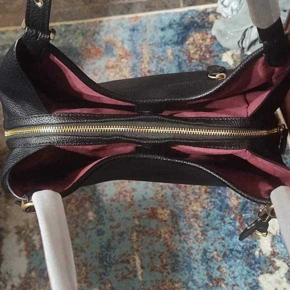 Coach Lori Shoulder Bag NWOT Retail $550 - Picture 3 of 12